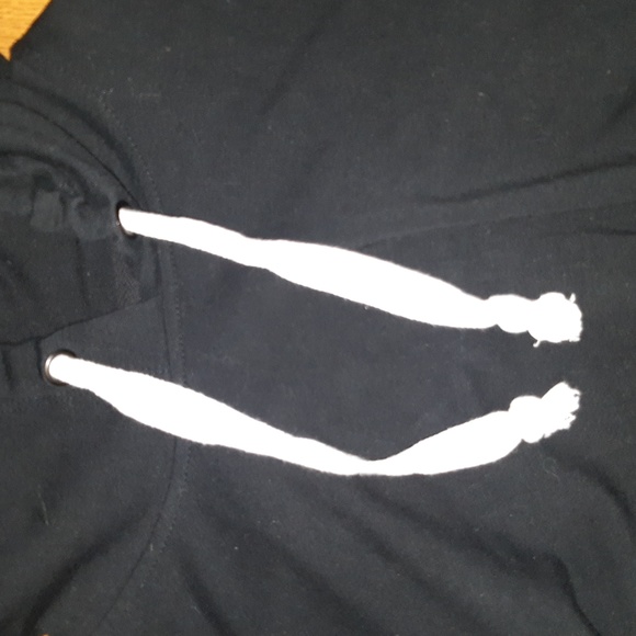 (M)Kendall & Kylie Crop Hoodie Blk/Wte Logo Elastic Hem Ptp17"×L21" - Picture 5 of 8